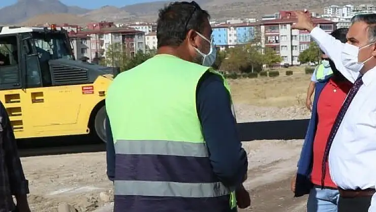 DEVELİ'DE SICAK ASFALT ÇALIŞMALARI GÖLEMEN MEVKİNDE DEVAM EDİYOR