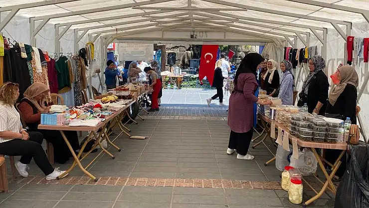 DMD SAVAŞÇISI YAKUP İÇİN CUMHURİYET MEYDANI'NDA KERMES DÜZENLENİYOR