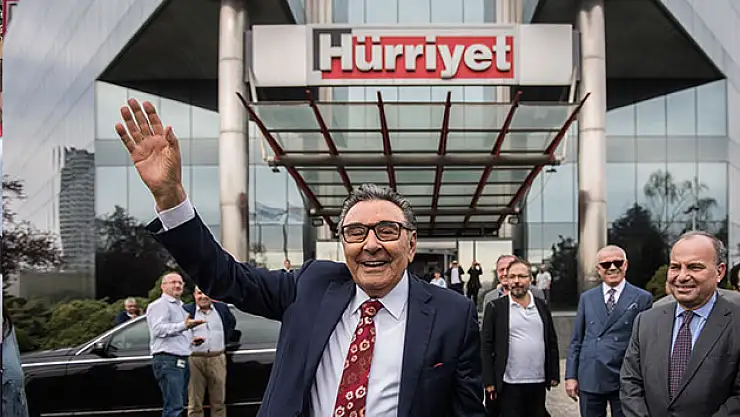Doğan Holding Onursal Başkanı Aydın Doğan, Doğan Medya'ya veda etti