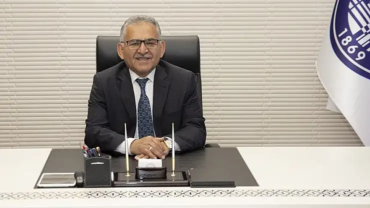 DOKTOR BAŞKANDAN SAĞLIK ÇALIŞANLARINA KUTLAMA!