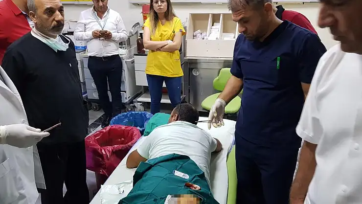 DOKTORA BIÇAKLI SALDIRI