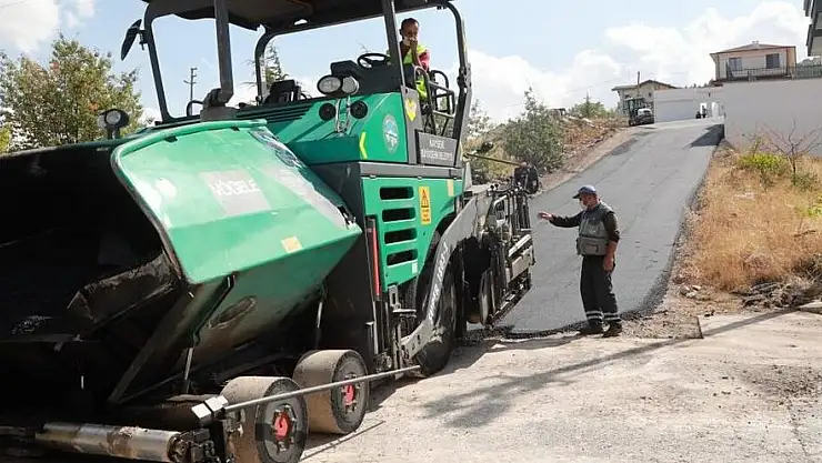 ERCİYES'İN GİRİŞ KAPISI OLAN HİSARCIK MAHALLESİ'NDE YOLLAR YENİLENİYOR