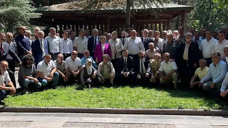 MHP'Lİ ERSOY, DEVELİ'YE DERMAN OLDU