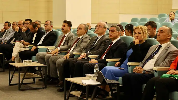 ERÜ'DE ''BÜTÜNLEŞİK KALİTE YÖNETİM SİSTEMİ EĞİTİM ÇALIŞTAYI'' DÜZENLENDİ