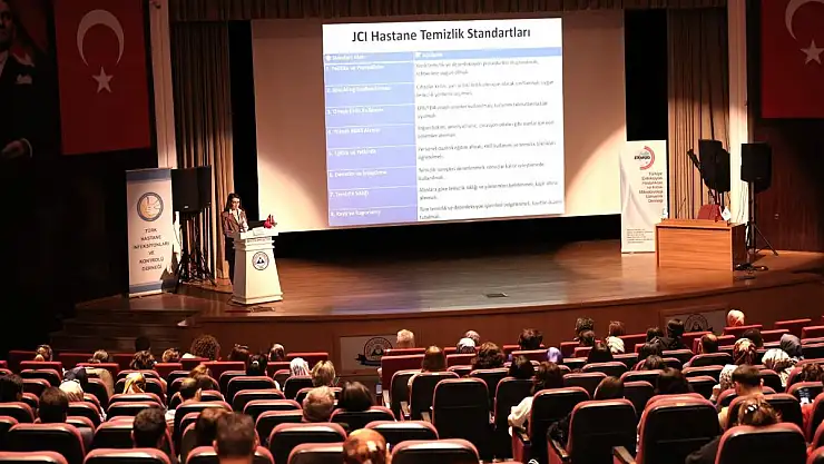 ERÜ'DE, 'TEMİZ ELLERDEN TEMİZ HASTANELERE' SEMPOZYUMU YAPILDI