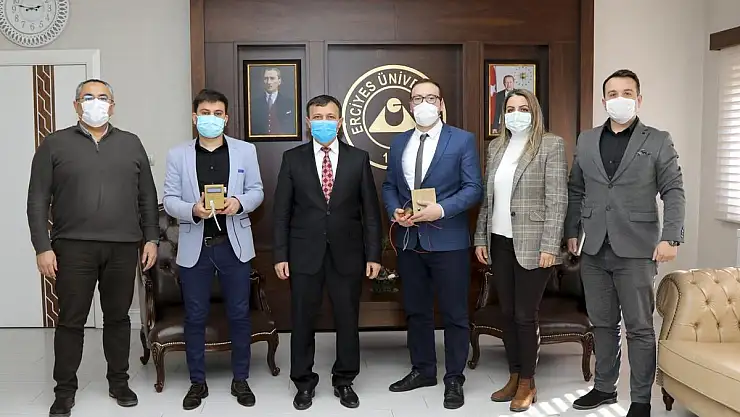 ERÜ'LÜ ÖĞRENCİLER COVİD-19'A KARŞI YERLİ SOLUNUM CİHAZI İÇİN VALF VE BOBİN TASARIMI