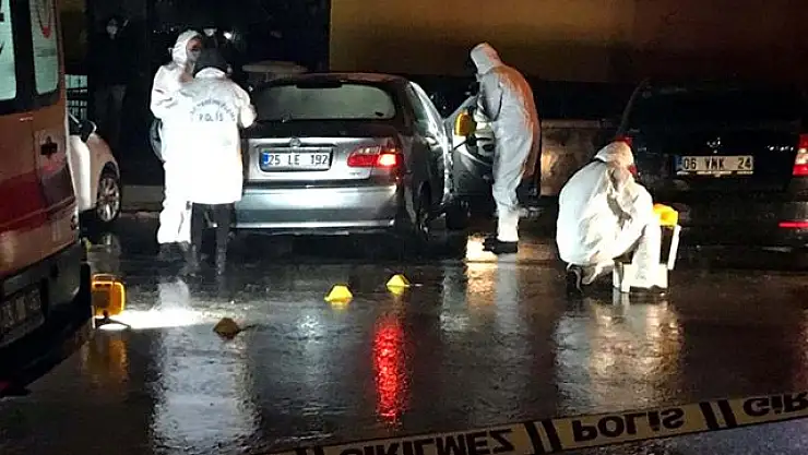 EŞİYLE İLİŞKİ YAŞADIĞINI DÜŞÜNDÜ, BACANAĞINA KURŞUN YAĞDIRDI