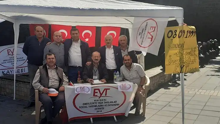 EYT'LİLER MÜCADELEYİ BIRAKMIYOR
