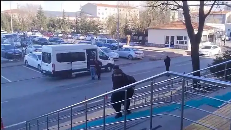 FETÖ'YE FİNANSAL DESTEK SAĞLAYAN DÖNER ZİNCİRİNE OPERASYON: 9 KİŞİ YAKALANDI