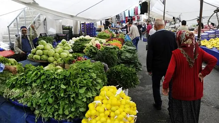 FİYATLAR DÜŞÜNCE ISPANAK SATIŞLARI ARTTI