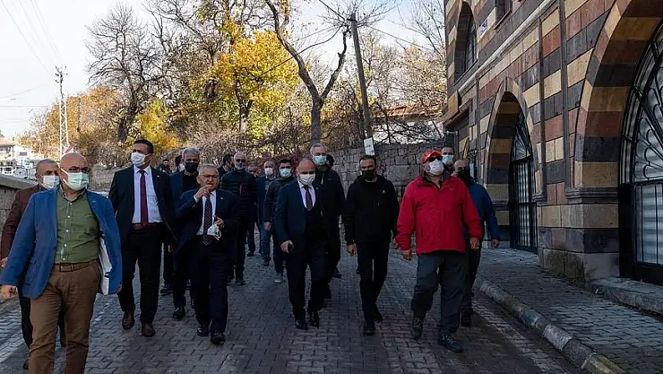 GÜNAYDIN VE BÜYÜKKILIÇ'TAN 'KORAMAZ VADİSİ' TANITIMI