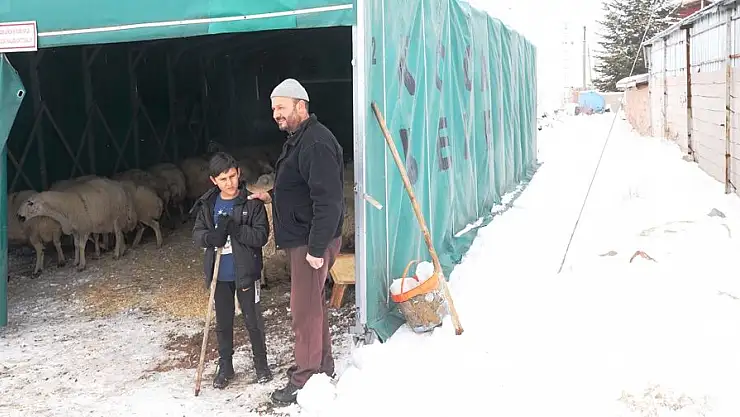 HAYVANLARI TELEF OLMAKTAN KURTARILAN ÇİFTÇİDEN ÇOLAKBAYRAKDAR'A TEŞEKKÜR