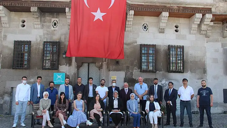 HUNAT TV 1 YAŞINDA!