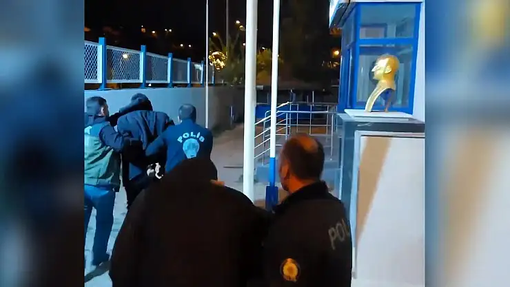 HÜRMETÇI SAZLIĞI'NDA ZORBALIK YAPAN SANIKLAR SERBEST KALDI