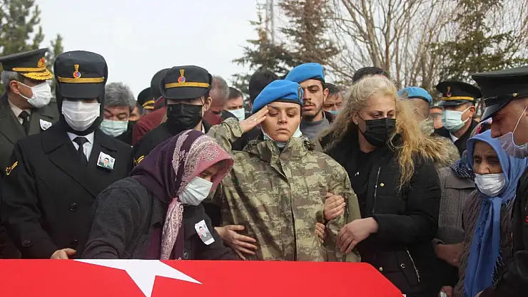 İDLİB ŞEHİDİ SON YOLCULUĞUNA UĞURLANDI