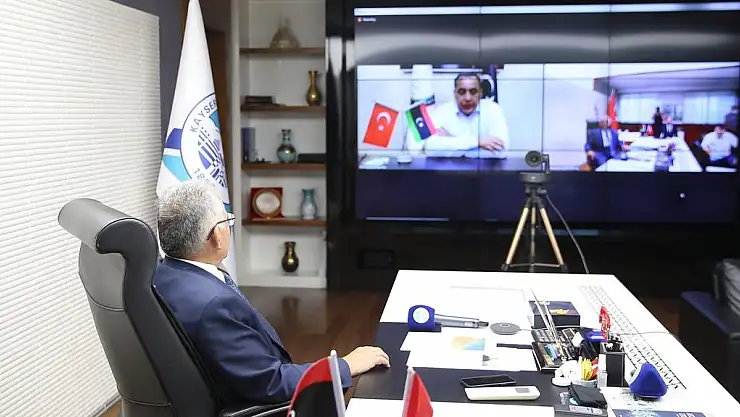 İKİ KARDEŞ ŞEHRİN BAŞKANLARI, VİDEO KONFERANS İLE BULUŞTU