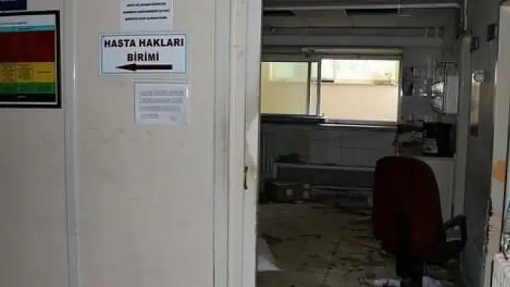 İKİ YIL ÖNCE KAPISINA KİLİT VURULAN DEVLET HASTANESİ TALAN EDİLDİ