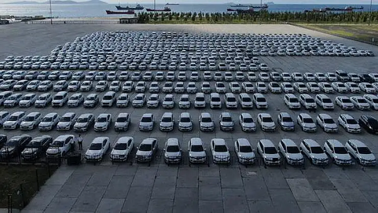 İMAMOĞLU, 35 USULSÜZLÜK DOSYASINI İÇİŞLERİ BAKANLIĞI'NA VERDİ