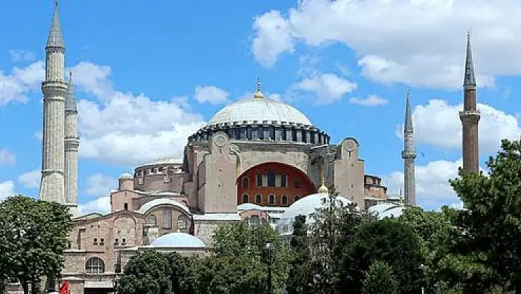 İSTANBUL'DA TARİHİ GÜN! AYASOFYA BUGÜN CEMAAT İLE BULUŞACAK