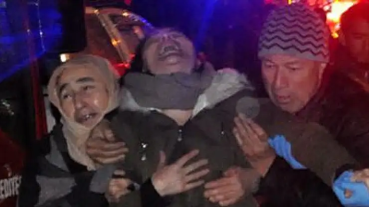 İŞTEN GELEN ANNE ALDIĞI HABERLE SİNİR KRİZİ GEÇİRDİ