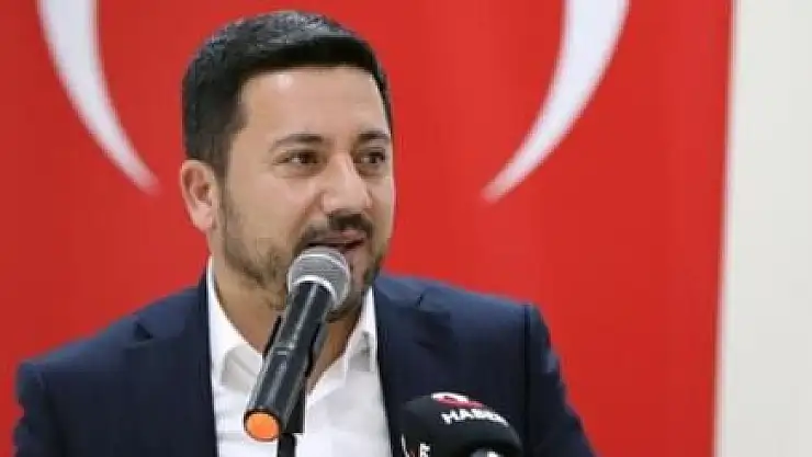 İSTİFA EDEN ARI'DAN MANİDAR PAYLAŞIM