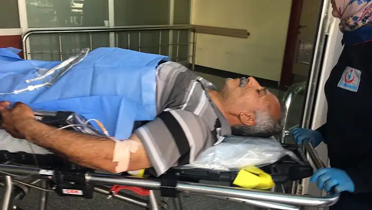 Kadının Bıçakladığı Adam Hastaneye Kaldırıldı