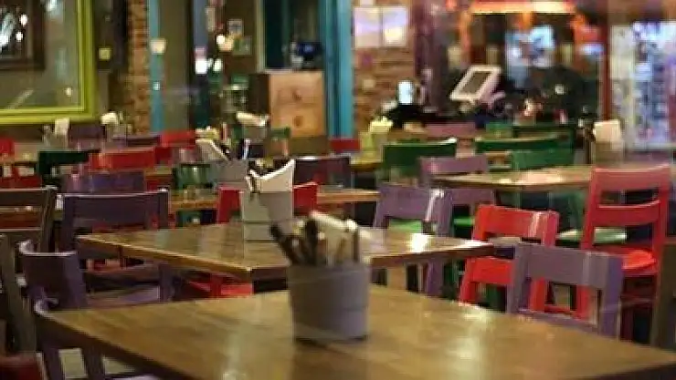 KAFE VE RESTORANLARA YENİ KISITLAMA