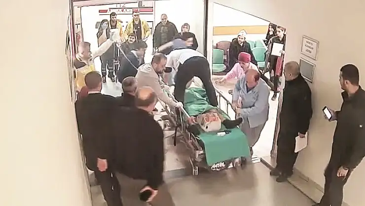 Kahraman Doktorun, Sedye Üzerinde Kalp Masajı Yaptığı Görüntünün Altından Yasak Aşk Çıktı!