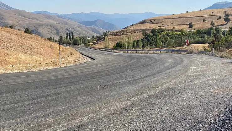 KAPUZBAŞI'NDA YOL ÇALIŞMALARI BAŞLADI