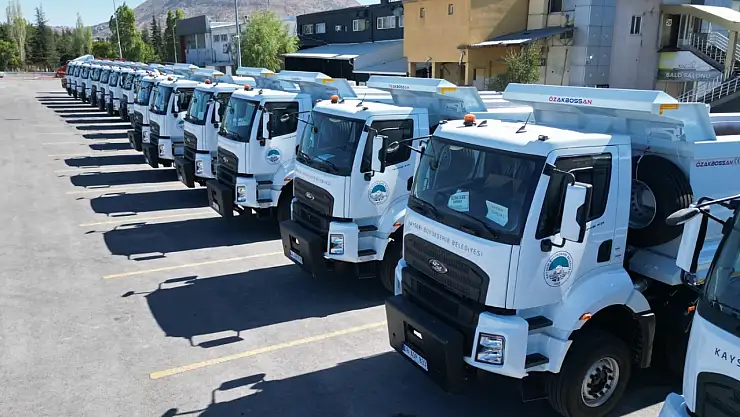 Kayseri Büyükşehir, 38 yeni hizmet aracını görücüye çıkarıyor