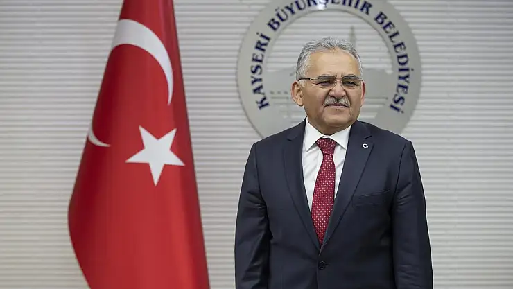 KAYSERİ BÜYÜKŞEHİR BELEDİYE BAŞKANI BÜYÜKKILIÇ: '23 NİSAN COŞKUSUNU BALKONLARDAN YAŞAYALIM'