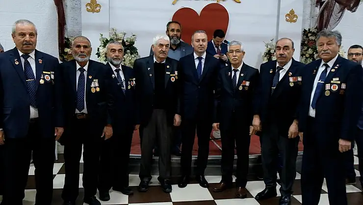 KAYSERİ SİVASLI ELBEYLİLER DERNEĞİ İFTARDA BİR ARAYA GELDİ