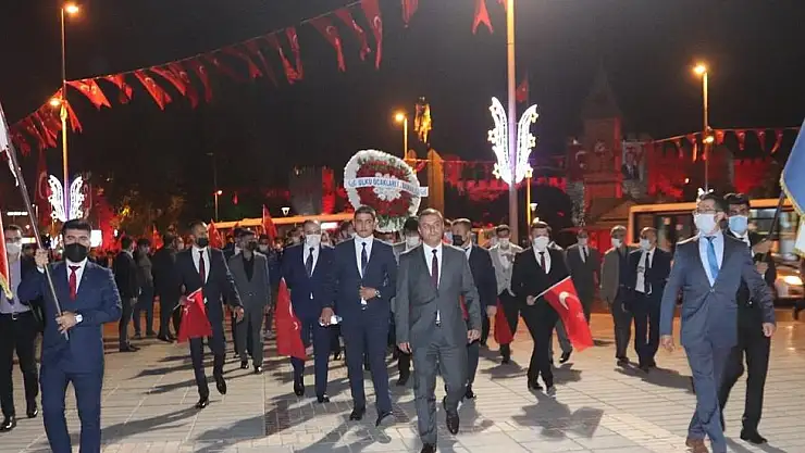 KAYSERİ ÜLKÜ OCAKLARI'NDAN 29 EKİM CUMHURİYET BAYRAMI YÜRÜYÜŞÜ