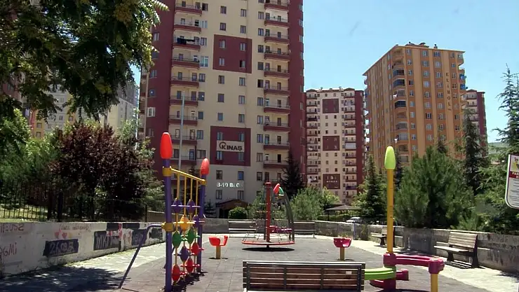 KAYSERİ'DE 49 DAİRE KARANTİNAYA ALINDI