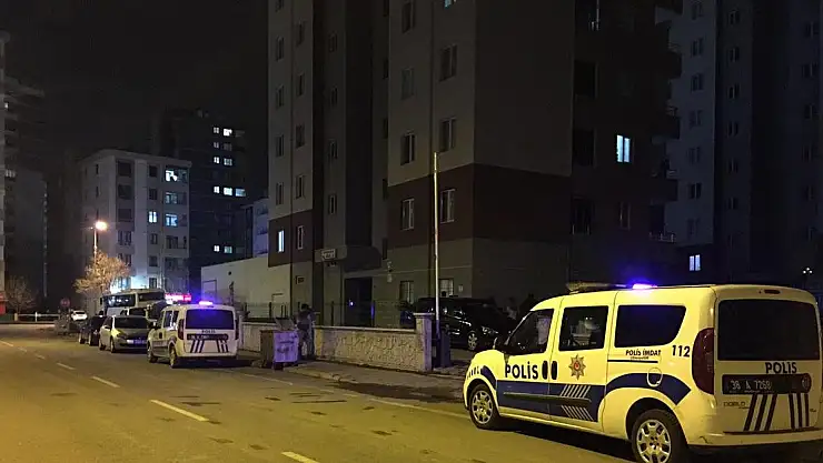 KAYSERİ'DE BALKONDAN ATLAYAN GENÇ KIZ AĞIR YARALANDI