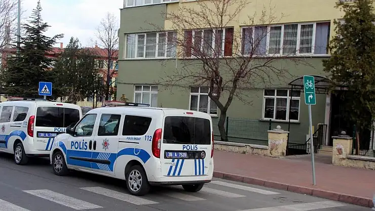 KAYSERİ'DE BİR ŞAHIS EVİNDE ÖLÜ BULUNDU