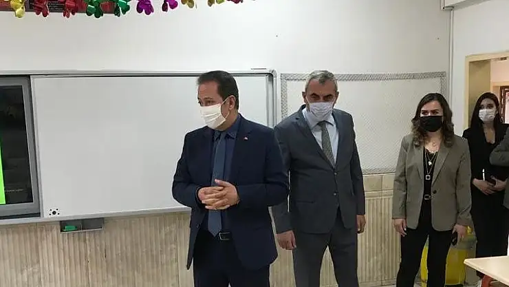 KAYSERİ'DE İLKOKULLARDA 'UYGULAMALI HİJYEN EĞİTİMİ' VERİLDİ