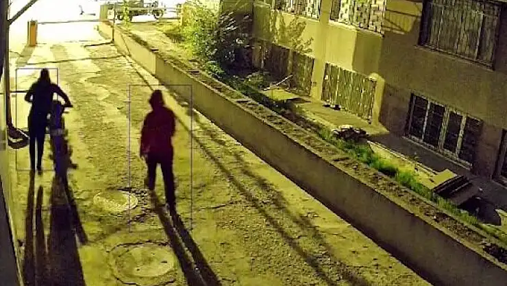 KAYSERİ'DE MOTOSİKLET HIRSIZLARI TUTUKLANDI