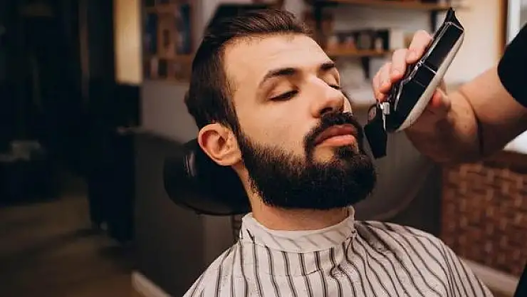 KAYSERİ'DE RAMAZAN ÖNCESİ BERBER FİYATLARINA ZAM!