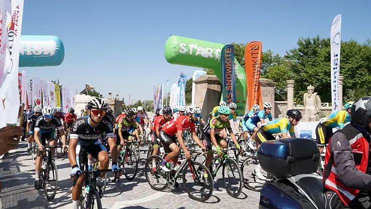 KAYSERİ'DE ULUSLARARASI ERCİYES YOL BİSİKLET YARIŞLARI HEYECANI