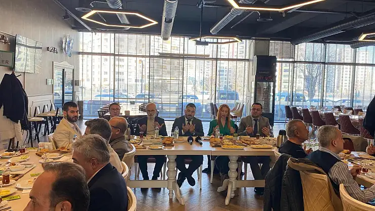 KAYSERİ'DE YAŞAYAN YOZGATLILAR KAHVALTI PROGRAMINDA BULUŞTU