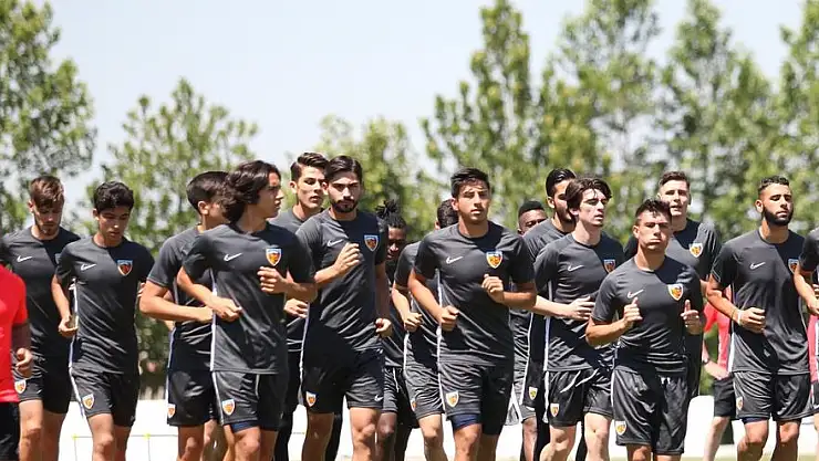 KAYSERİSPOR'UN YENİ SEZON BÜTÇESİ BELLİ OLDU