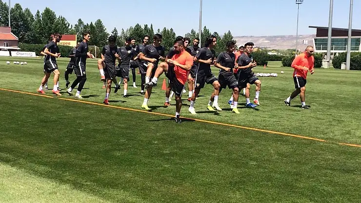 KAYSERİSPOR TOP BAŞI YAPTI