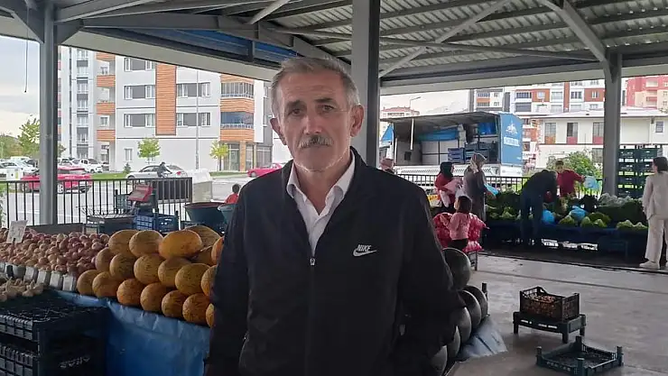 KAZIMKARABEKİR PAZAR YERİ'NDE PAZARCI ESNAFI TEZGÂH AÇMIYOR