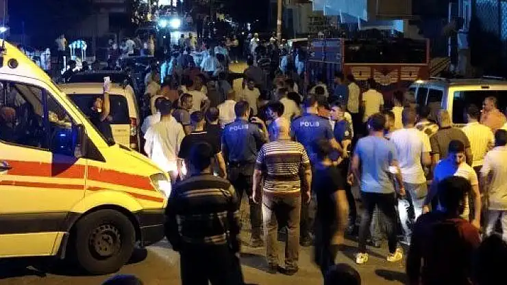 KIZLARI SEVDİĞİ ADAMA KAÇAN AİLE, ORTALIĞI SAVAŞ ALANINA ÇEVİRDİ