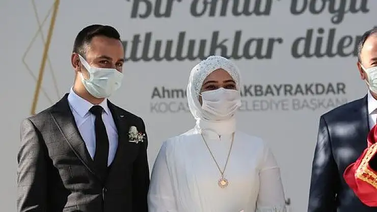 KOCASİNAN, 2020 YILINDA 2 BİN 800 MUTLU EVLİLİĞİN TEMELİNİ ATTI