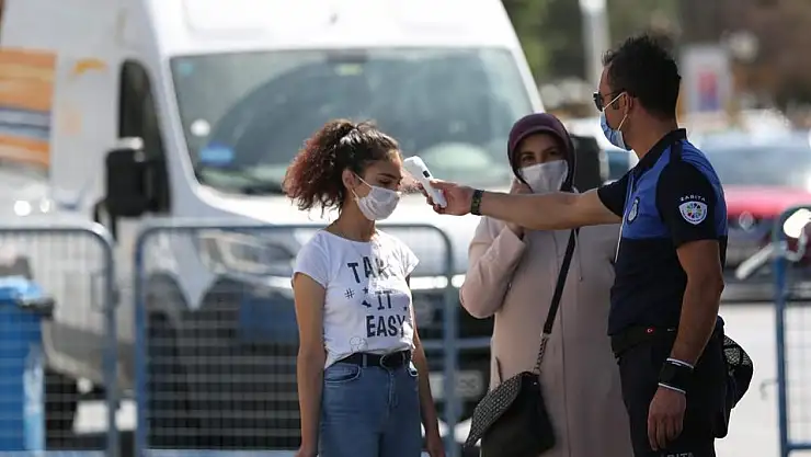 KOCASİNAN'IN PAZAR YERLERİNDE TÜM ÖNLEMLER EN ÜST SEVİYEDE