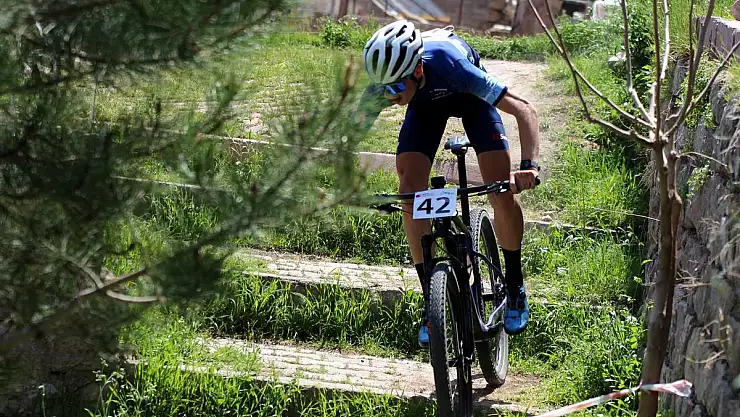 KORAMAZ VADİSİ'NDE ULUSLARARASI DAĞ BİSİKLETİ YARIŞLARI YAPILDI