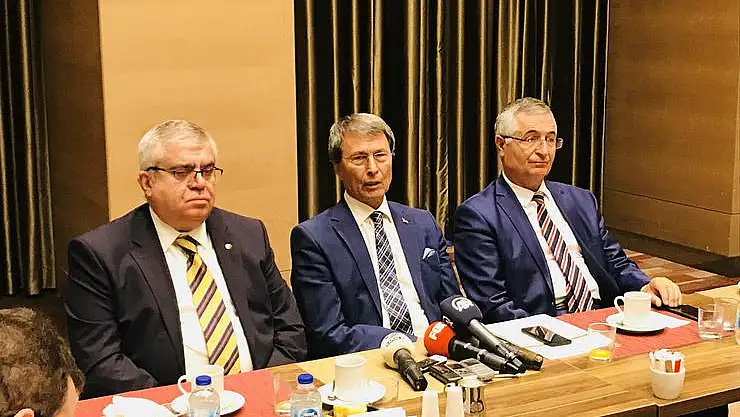 Kurucu Üyelerinin İstifasının Ardından İYİ Parti'den İlk Yorum: Siyaset Vicdanına Uymadığı Kanaatindeyiz