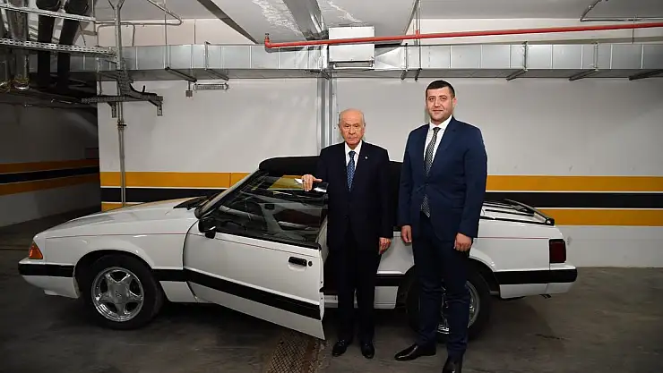 LİDERDEN, ERSOY'A BÜYÜK HEDİYE